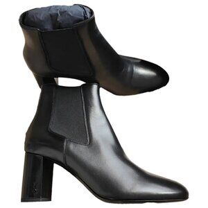 Saint Laurent Leather boots